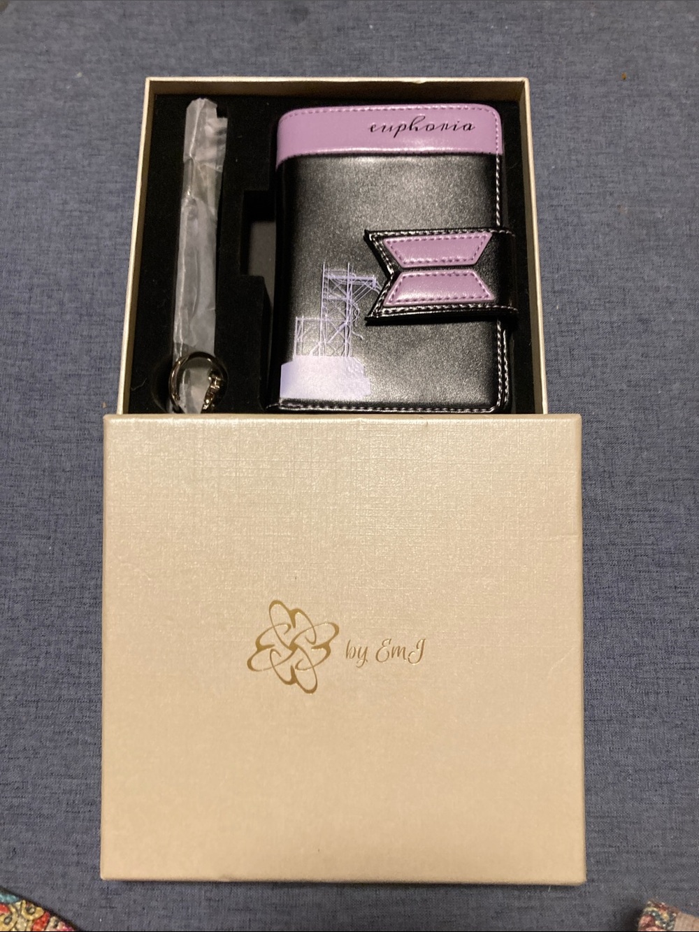 Euphoria Women's Black & Lavender Card Holder with Key Ring by EmJ